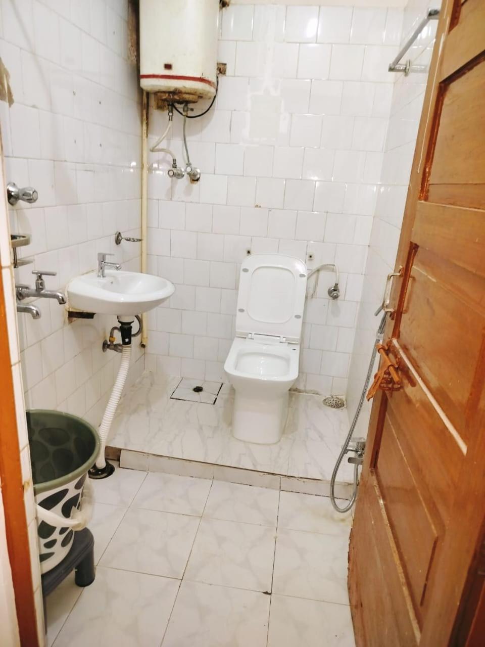 Kiara Home Stays Varanasi Exterior foto