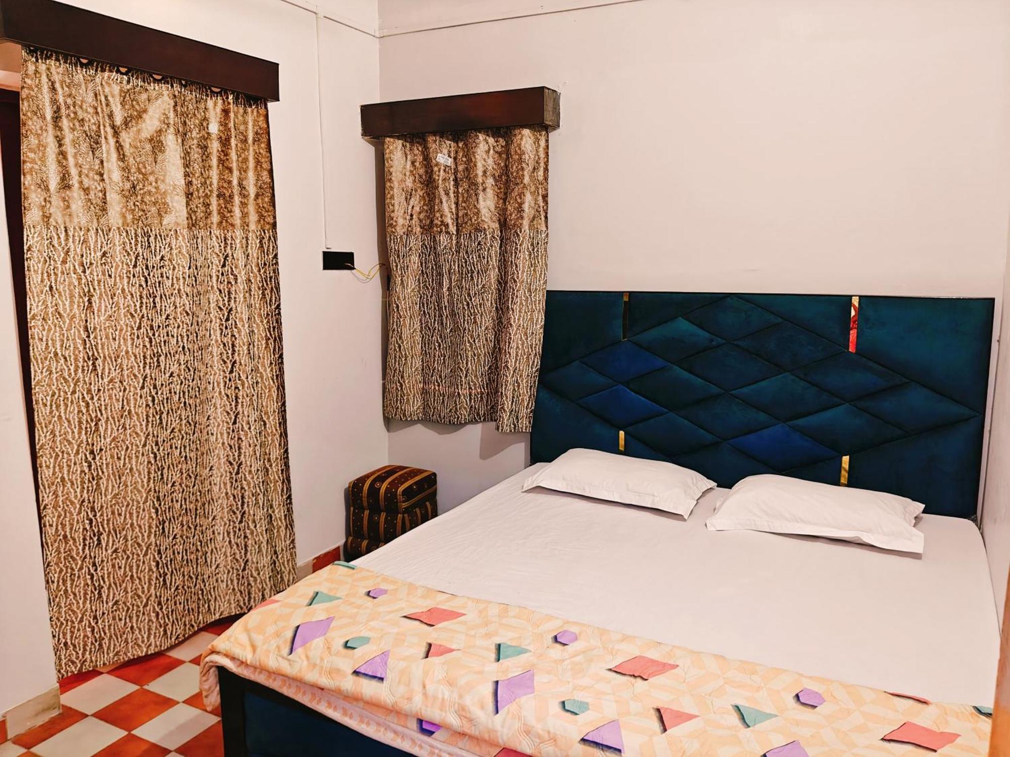 Kiara Home Stays Varanasi Exterior foto