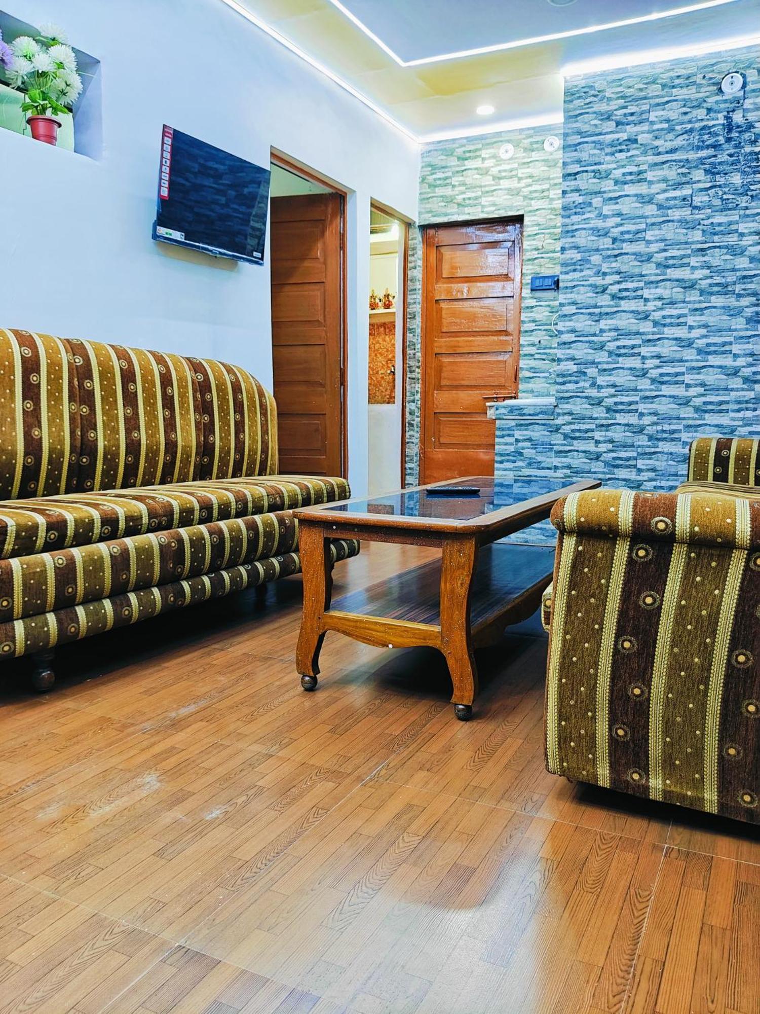 Kiara Home Stays Varanasi Exterior foto
