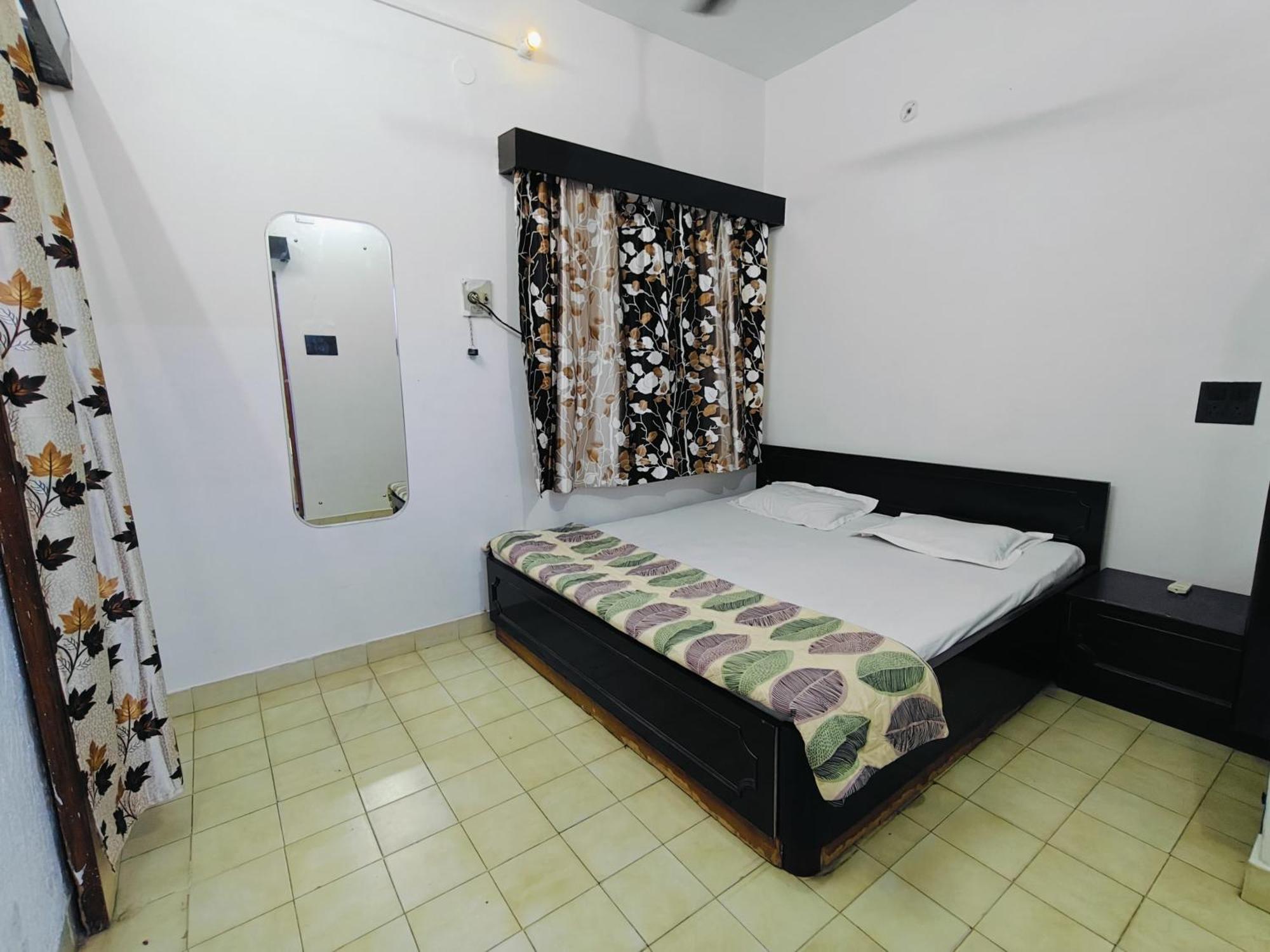 Kiara Home Stays Varanasi Exterior foto